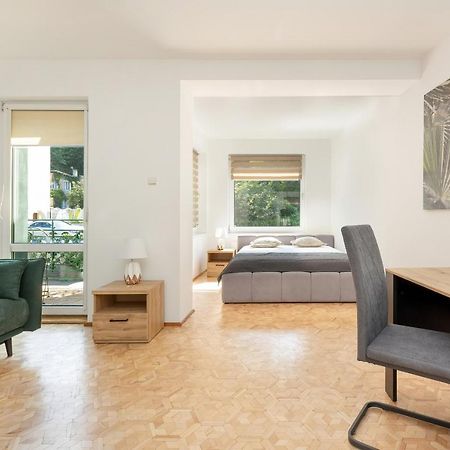 Bright & Spacious Family Apartment In Miedzyzdroje With Parking And 3 Balconies By Noclegi Renters ภายนอก รูปภาพ