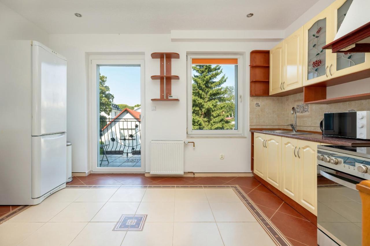 Bright & Spacious Family Apartment In Miedzyzdroje With Parking And 3 Balconies By Noclegi Renters ภายนอก รูปภาพ
